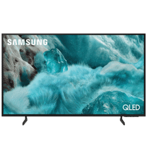 Imagem de uma televisão Samsung QLED exibindo uma paisagem de montanhas e água em cores vibrantes.